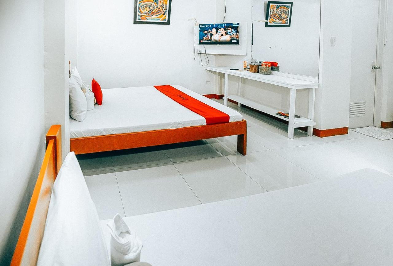 Reddoorz At S & L Apartelle Daraga Albay レガスピ エクステリア 写真