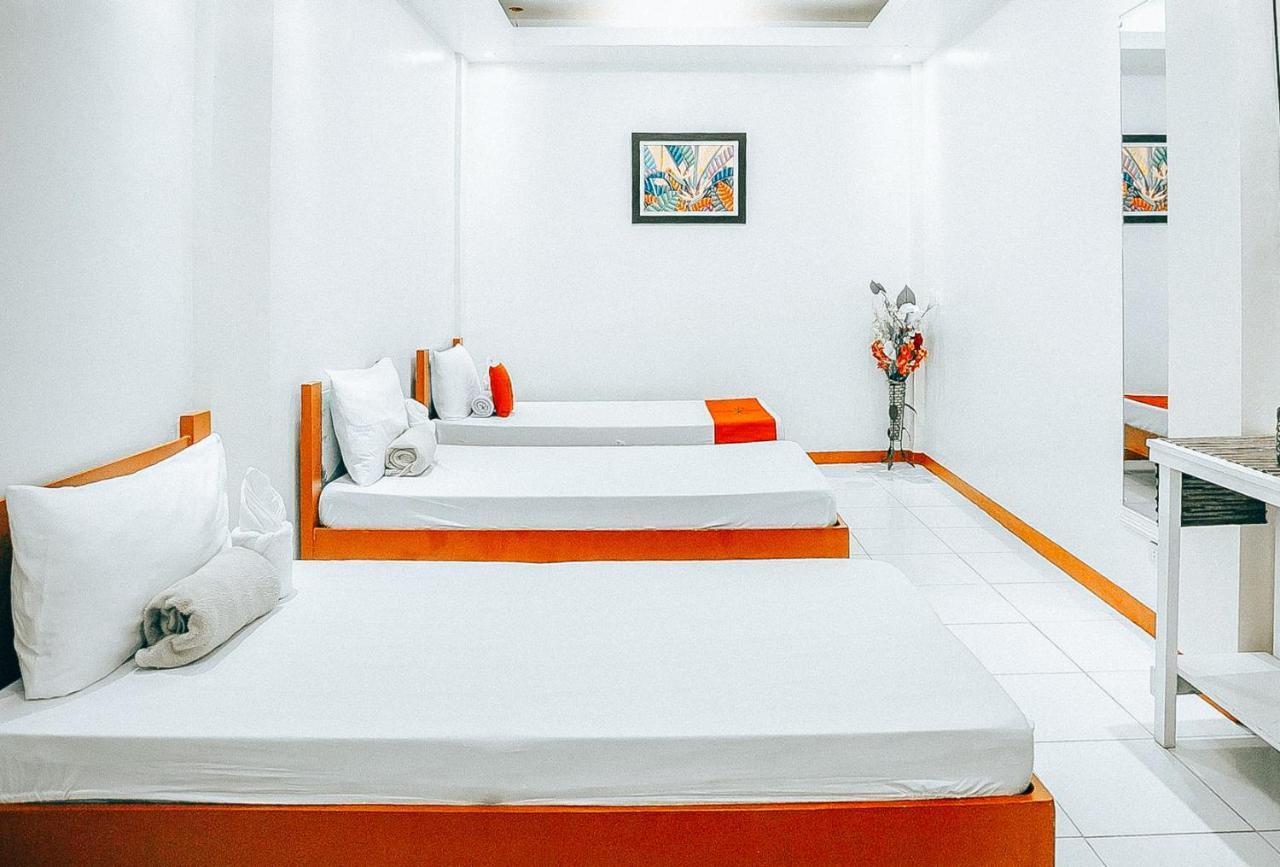 Reddoorz At S & L Apartelle Daraga Albay レガスピ エクステリア 写真