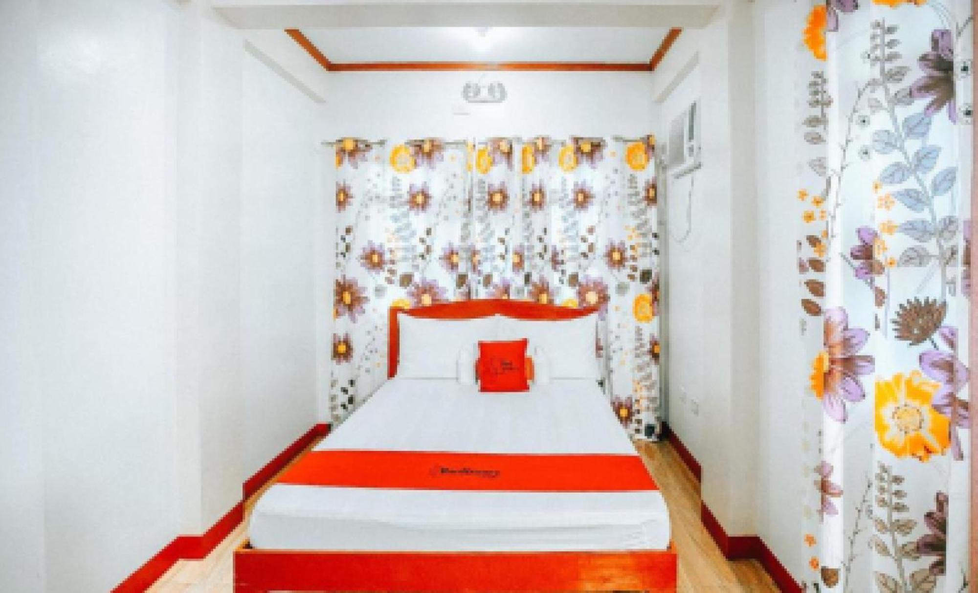 Reddoorz At S & L Apartelle Daraga Albay レガスピ エクステリア 写真